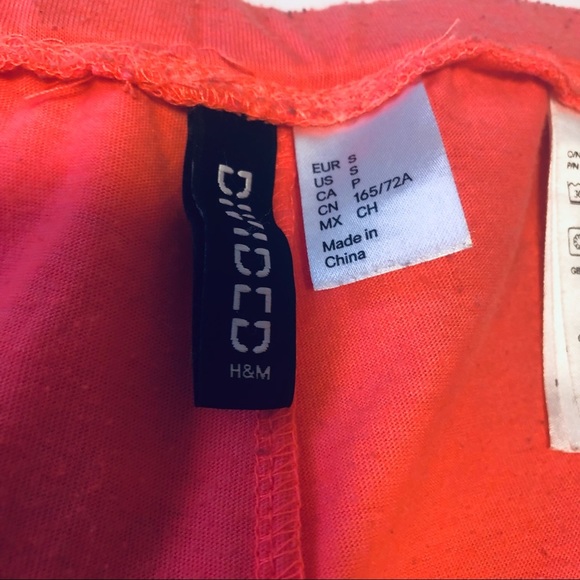 H & M Lacey Small Hot Neon Salmon Shorts Divided - Picture 2 of 9